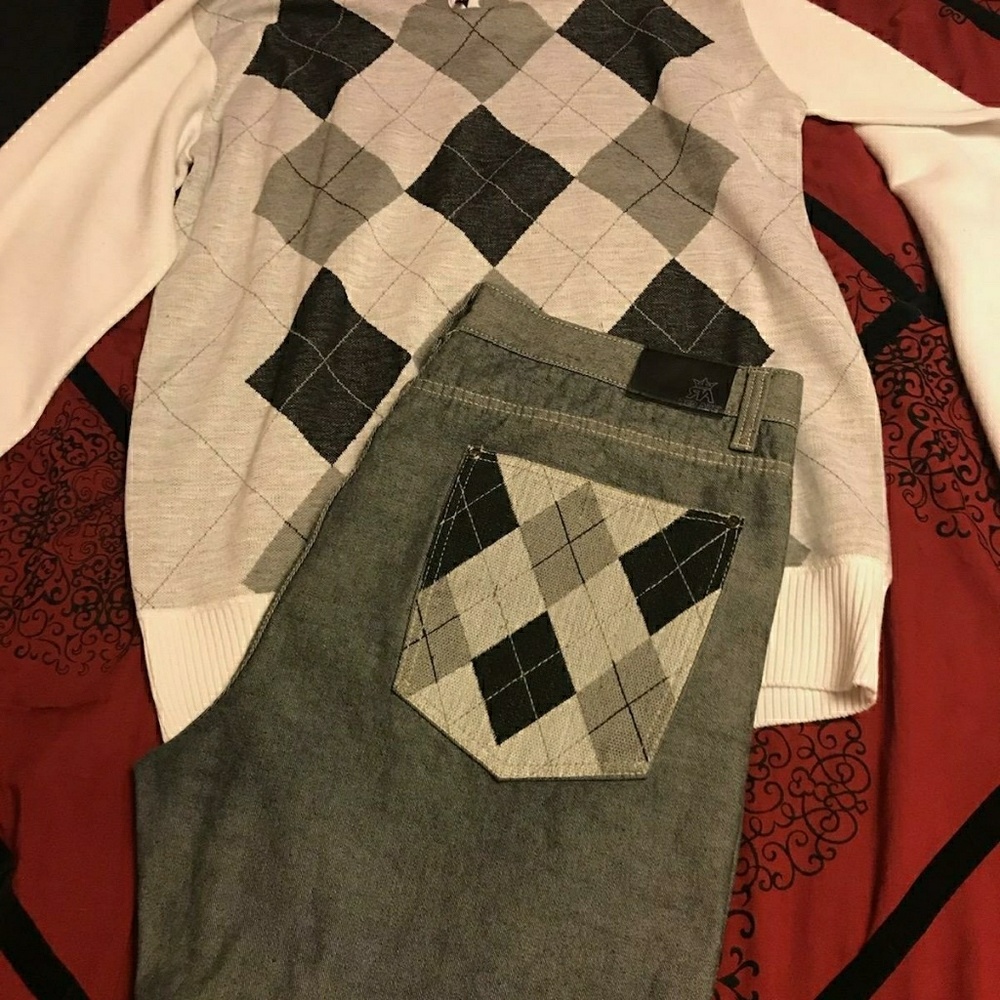 BRAND NEW Matching Argyle Sweater & Jeans!